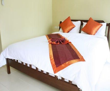 Tonnam Villa Phuket Rum bild