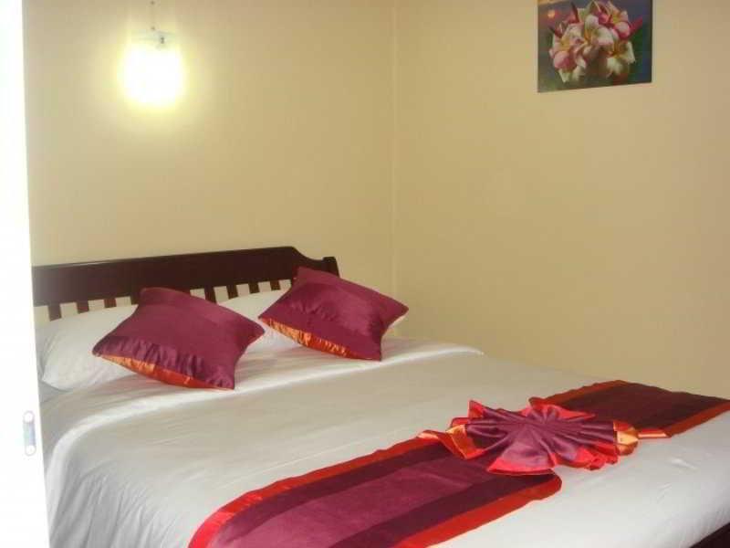 Tonnam Villa Phuket Exteriör bild